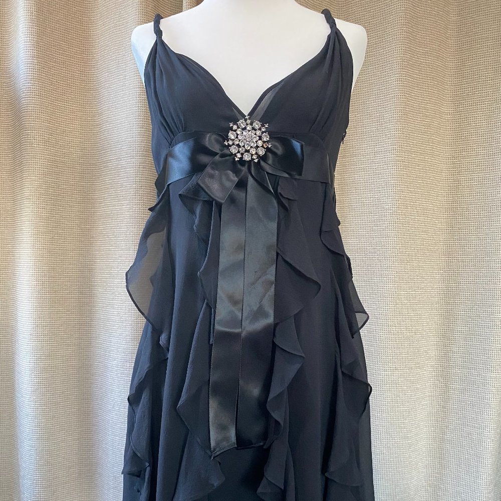 BCBG MAXAZRIA RUFFLE DRESS